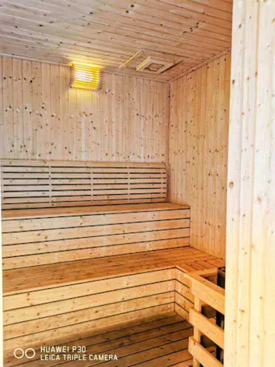 Leisure2 Imperium Residence Kuantan Seaview Studio エクステリア 写真